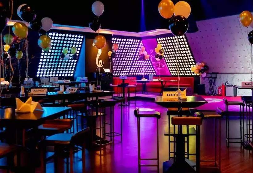 Fotos del hotel Grand Excelsior Hotel Al Barsha:  14