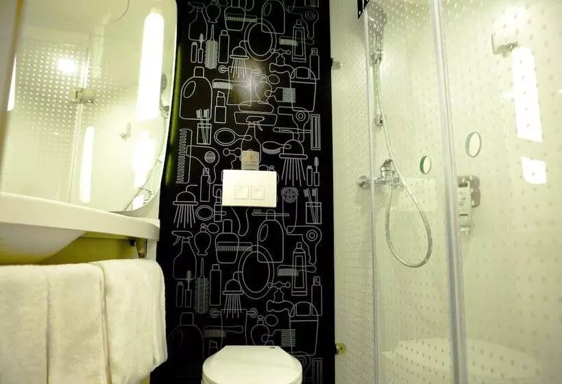 Fotos del hotel Ibis Tianjin Railway Station:  6