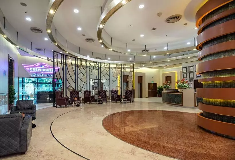 Fotos del hotel Radisson Gurugram Sohna Road City Center:  12