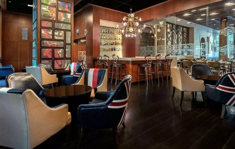 Fotos del hotel Radisson Gurugram Sohna Road City Center:  18