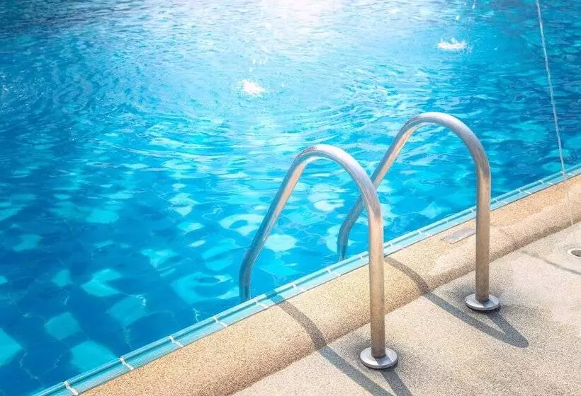 Fotos del hotel Radisson Gurugram Sohna Road City Center:  3