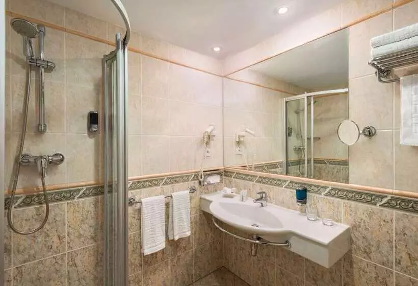 Fotos del hotel Ramada Prague City Centre:  11