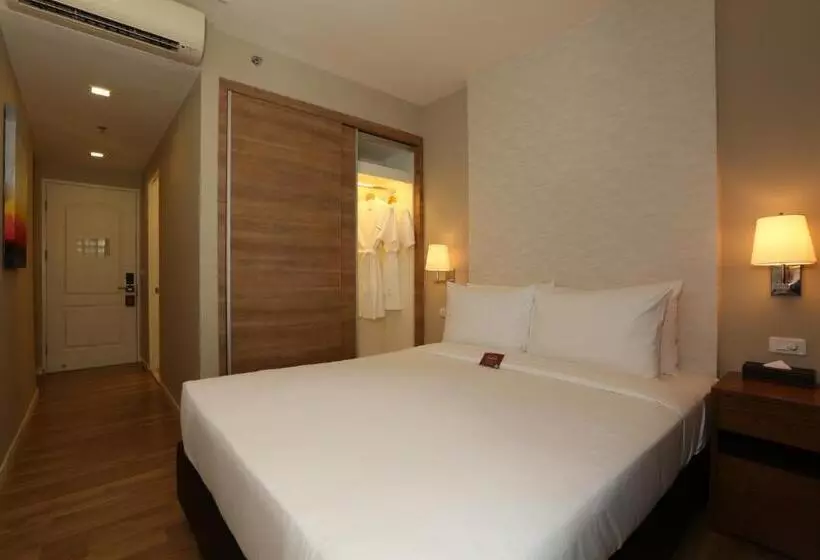 Fotos del hotel Bangna Pride  & Residence:  6