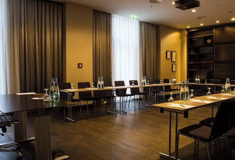 Fotos del hotel Crowne Plaza Berlin  Potsdamer Platz, An Ihg:  11