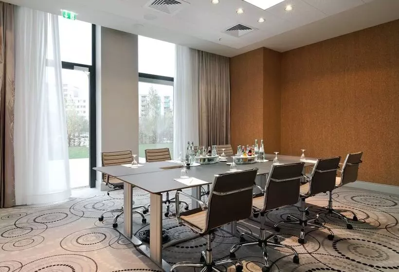 Fotos del hotel Crowne Plaza Berlin  Potsdamer Platz, An Ihg:  5