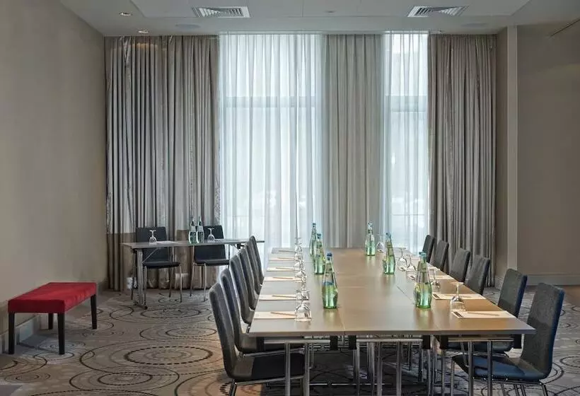 Fotos del hotel Crowne Plaza Berlin  Potsdamer Platz, An Ihg:  17