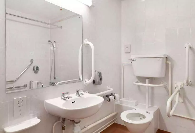 Fotos del hotel Days Inn Southampton Rownhams:  4