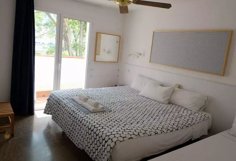 Fotos del hotel La Caleta De Tamariu:  24