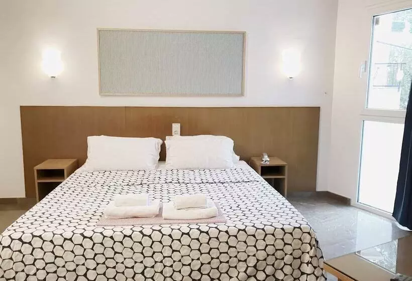 Fotos del hotel La Caleta De Tamariu:  16