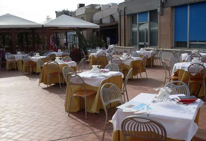 Fotos del hotel Villa Eur Parco Dei Pini:  5