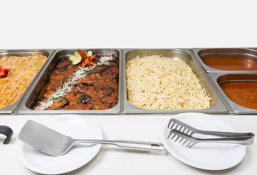 Fotos del hotel Elmi Beach Hotel & Suites:  4