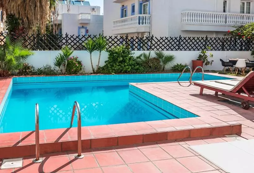 Fotos del hotel Elmi Beach Hotel & Suites:  6