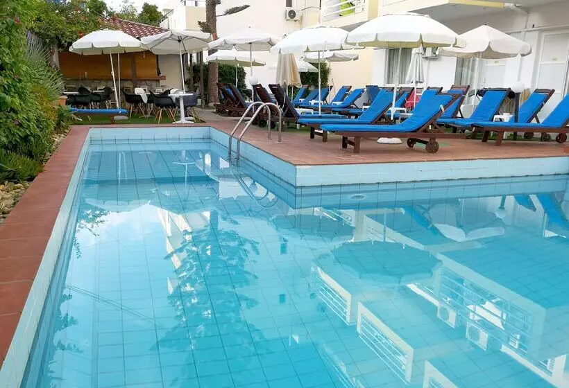 Fotos del hotel Elmi Beach Hotel & Suites:  21