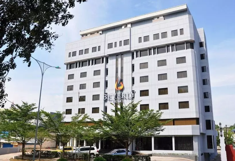 Beverly  Batam