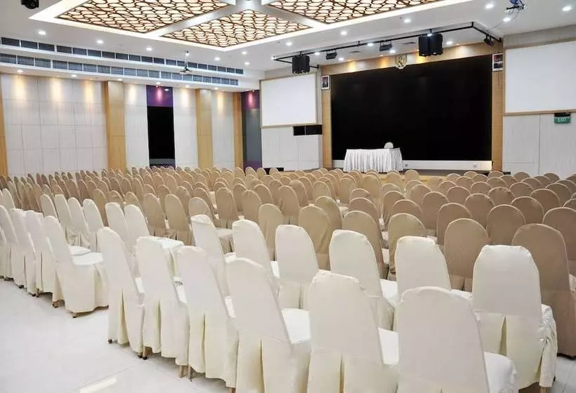 Fotos del hotel Beverly  Batam:  15