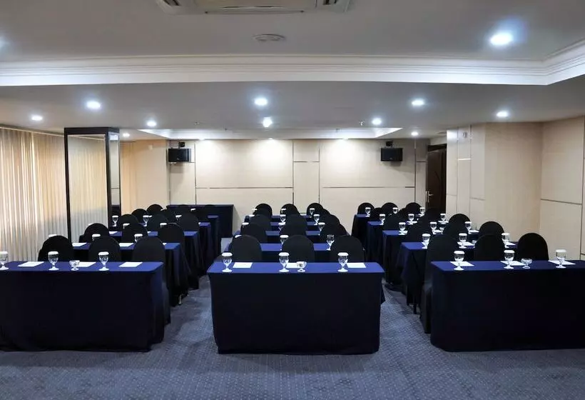 Fotos del hotel Beverly  Batam:  20