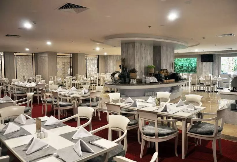 Fotos del hotel Beverly  Batam:  8