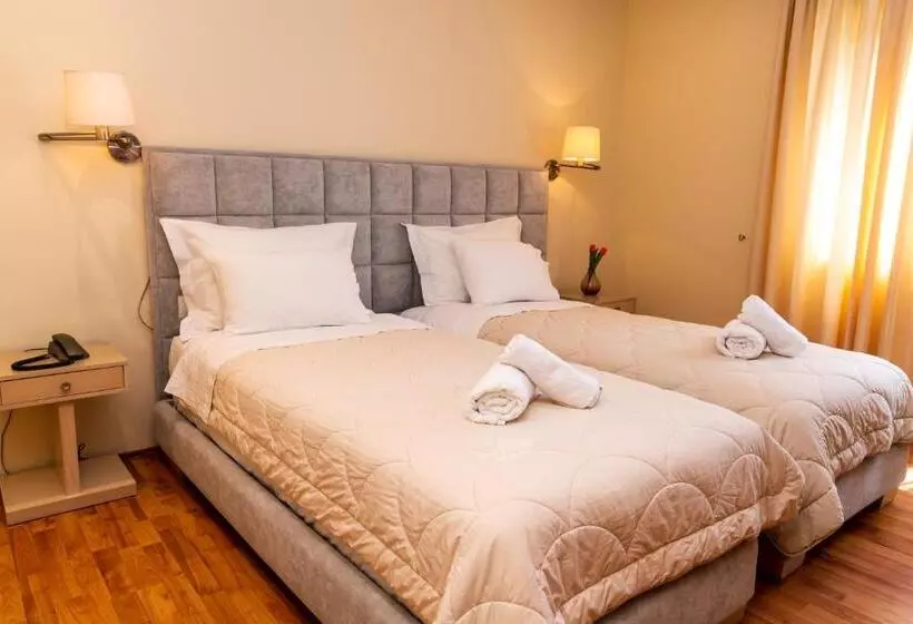 Fotos del hotel Brilant Saranda:  13