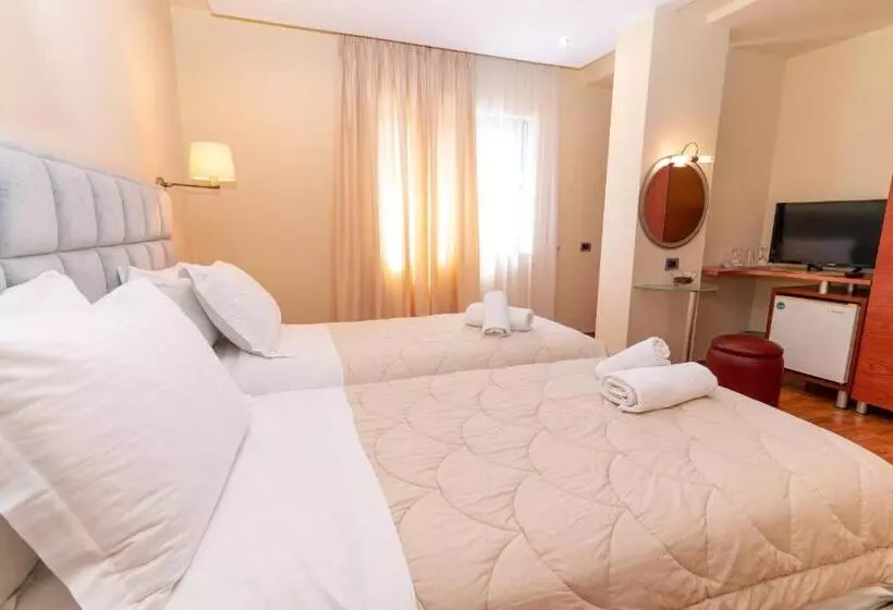 Fotos del hotel Brilant Saranda:  14