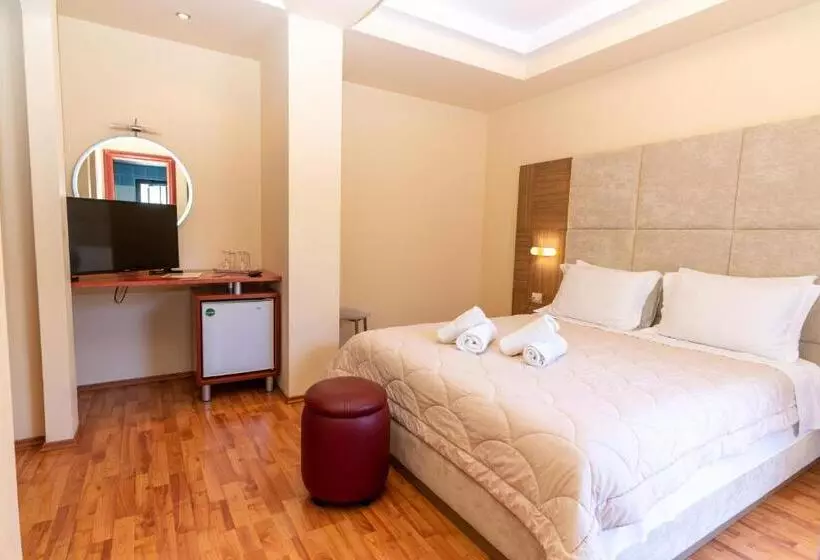 Fotos del hotel Brilant Saranda:  7