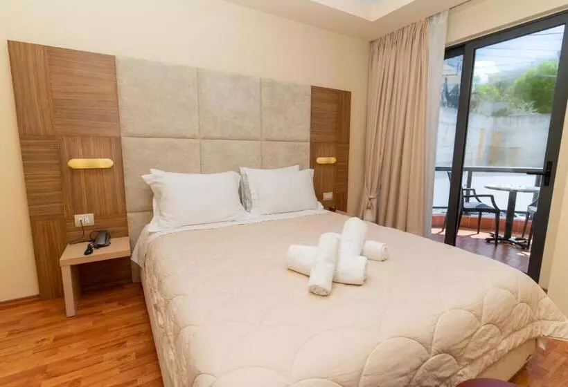 Fotos del hotel Brilant Saranda:  5