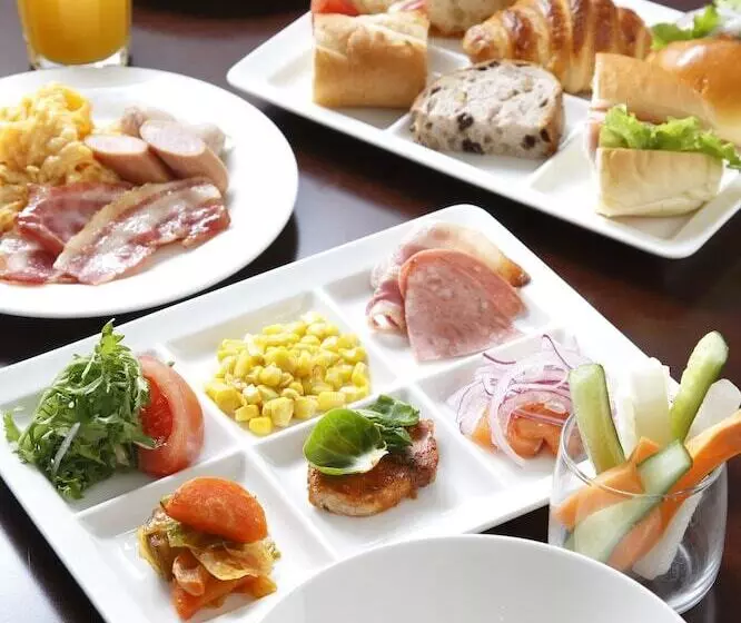 The Royal Park  Kyoto Sanjo