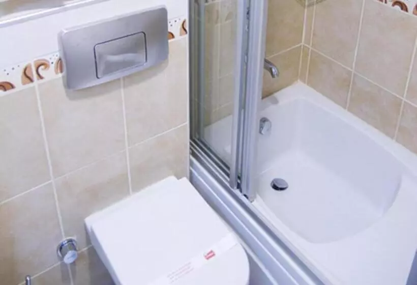 Fotos del hotel Linda:  15