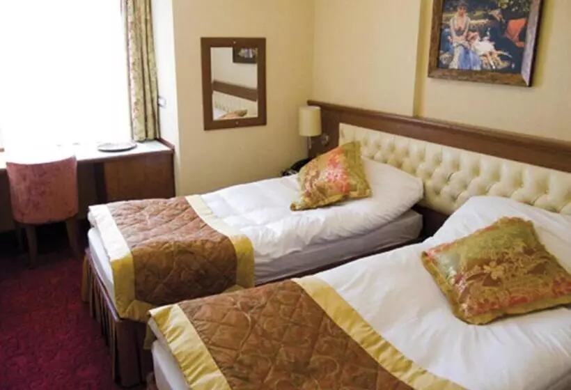 Fotos del hotel Linda:  21