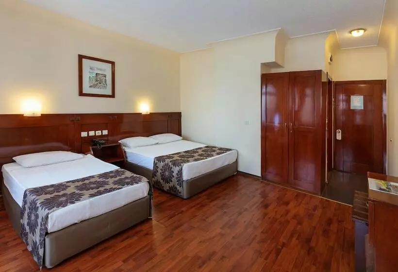 Nazar Beach City & Resort