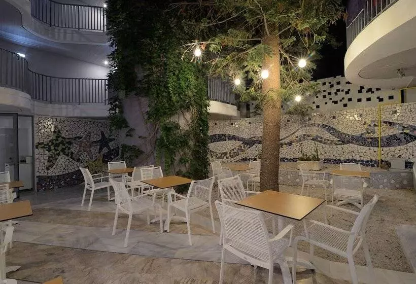 Fotos del hotel Alia Beach:  12