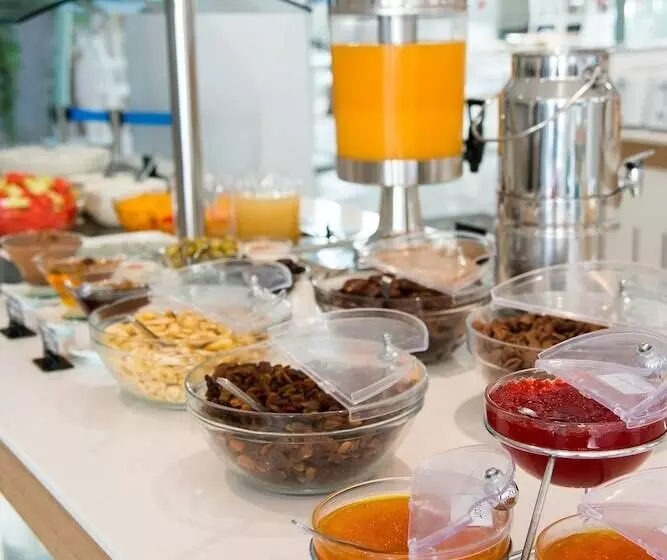 Fotos del hotel Alia Beach:  10