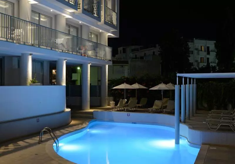 Fotos del hotel Alia Beach:  11