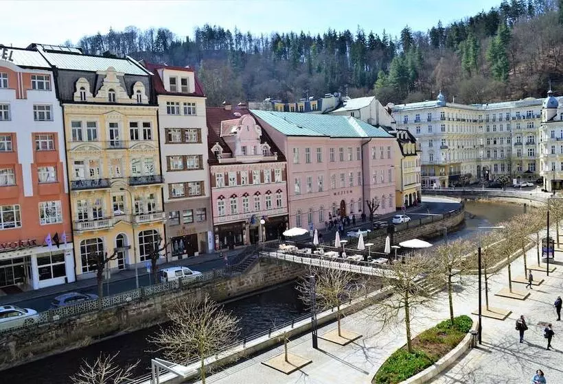 Fotos del hotel Renesance Krasna Kralovna:  11