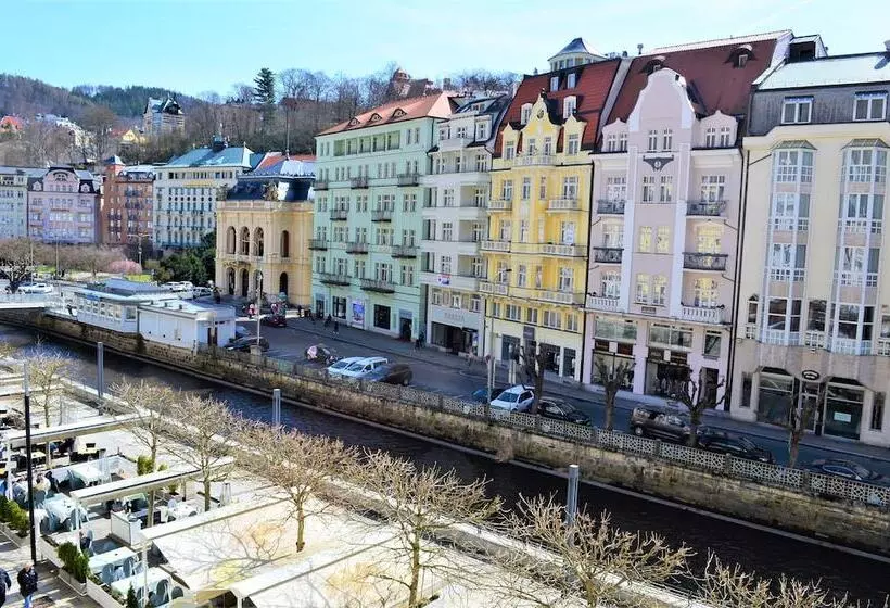 Fotos del hotel Renesance Krasna Kralovna:  6