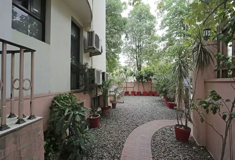 Fotos del hotel Crossroads Woodbridge:  5