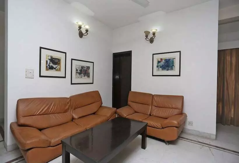 Fotos del hotel Crossroads Woodbridge:  25