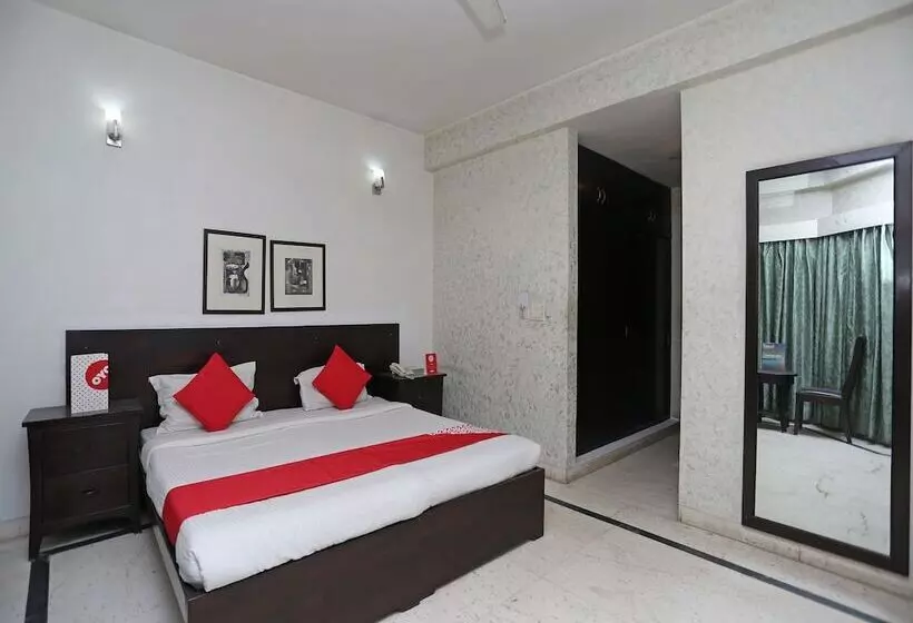 Fotos del hotel Crossroads Woodbridge:  21