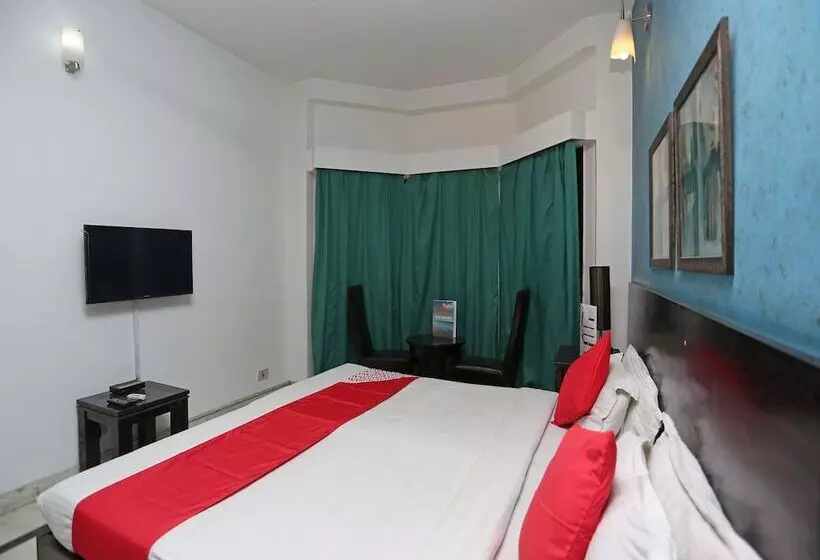 Fotos del hotel Crossroads Woodbridge:  20