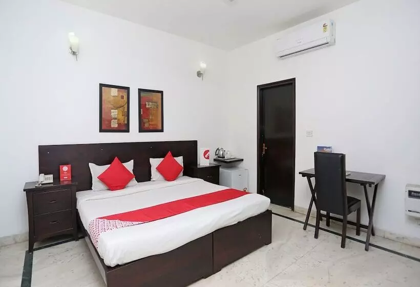 Fotos del hotel Crossroads Woodbridge:  14