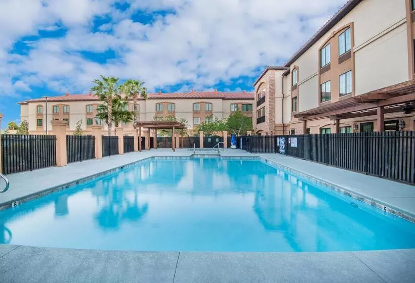 Fotos del hotel La Quinta By Wyndham Las Vegas Airport South:  2