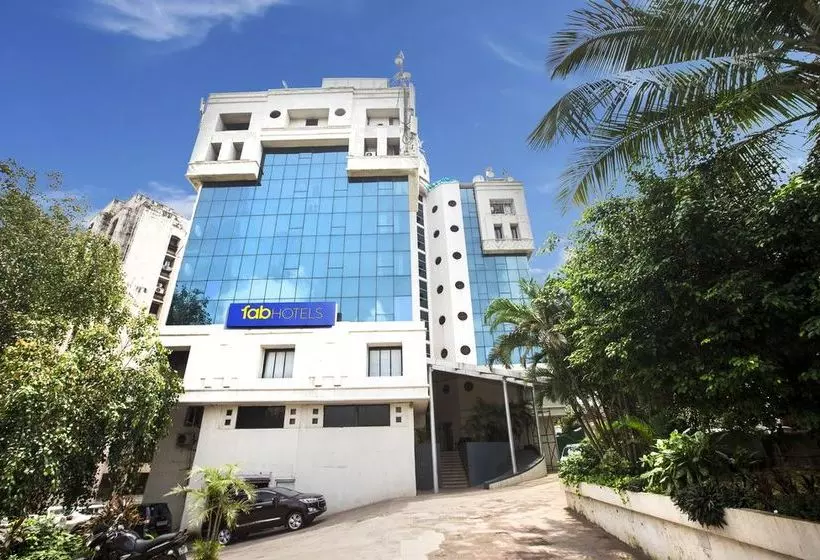 Fabhotel Savoy Suites Mumbai Airport