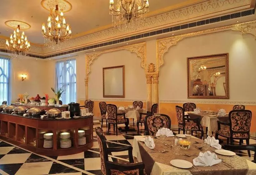 Fotos del hotel Rajasthali Resort And Spa:  11