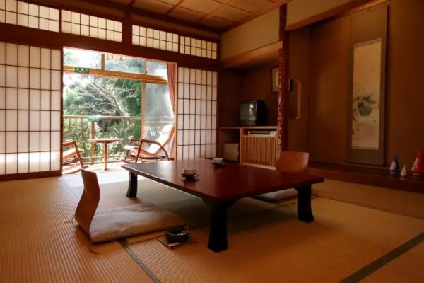 Fotos del hotel Koshinoyado Takashimaya:  24