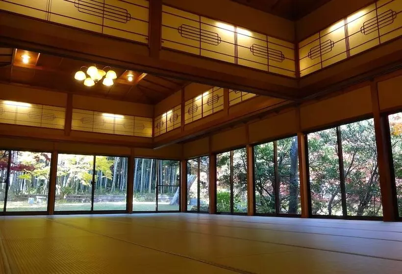 Fotos del hotel Koshinoyado Takashimaya:  3