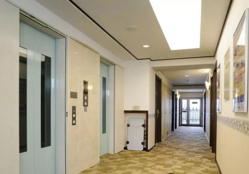 Fotos del hotel Toyoko Inn Hiroshima Ekimae Ohashi Minami:  3