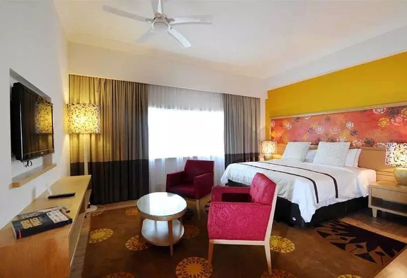 Fotos del hotel M Suites:  11