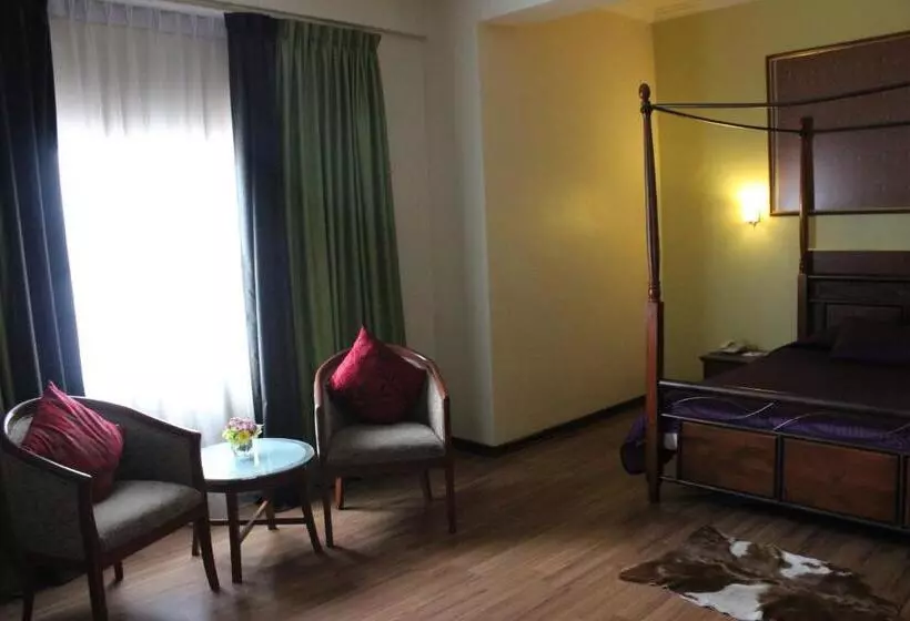 Fotos del hotel Maluri:  17