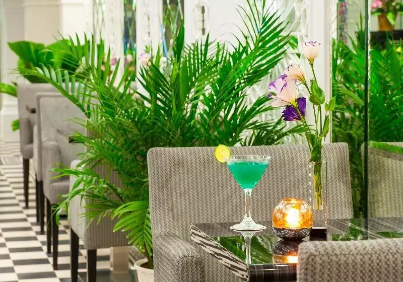 Fotos del hotel Minerva Church:  5