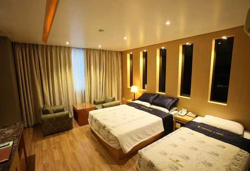 Fotos del hotel Lake Tourist:  23