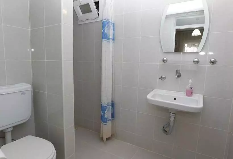 Fotos del hotel Vardar Pension:  15